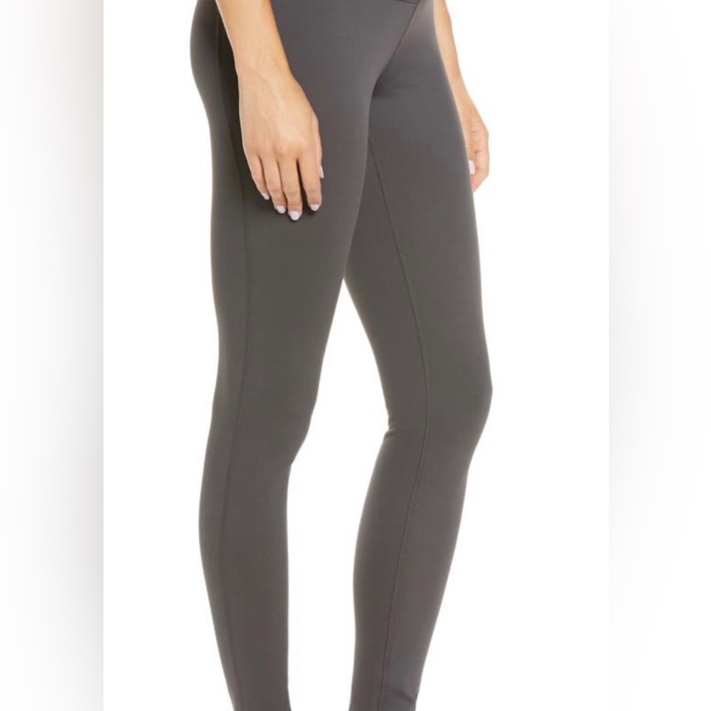 Zella Live in High Waist Leggings Charcoal Grey